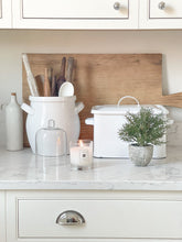 Load image into Gallery viewer, Elm Chopping Board