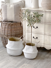 Load image into Gallery viewer, White Seagrass Basket (Two Sizes)