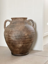 Load image into Gallery viewer, Antique Style Urn
