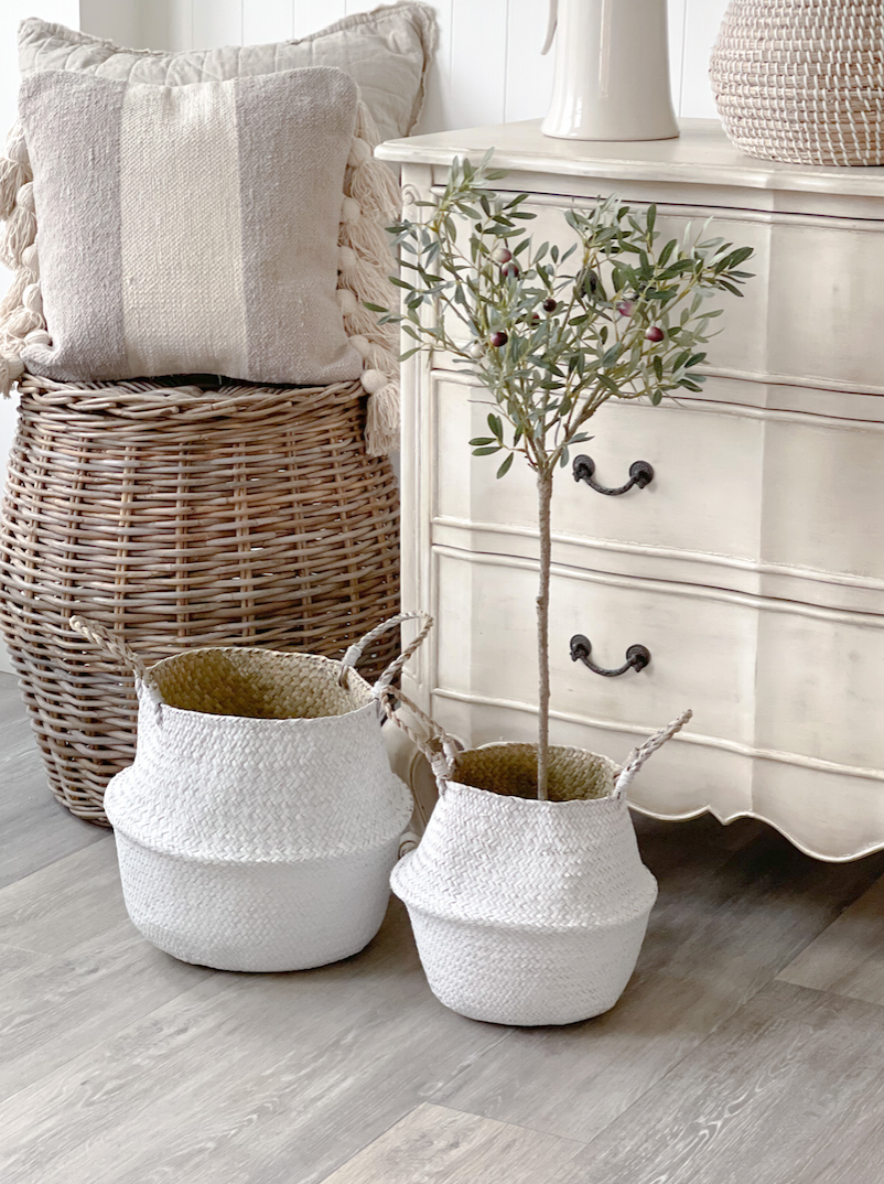 White Seagrass Basket (Two Sizes)